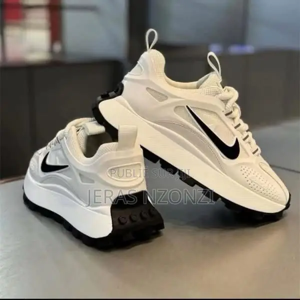 Paire De Baskets