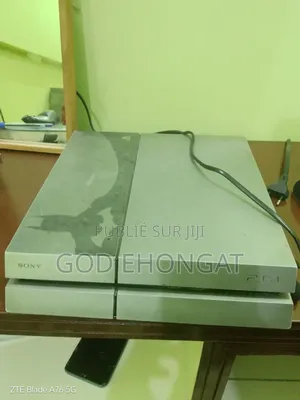 Ps4 Slim Non Craqué Version 13