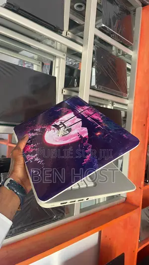 Ordinateur portable HP 14-dq1025cl 8GB Intel Celeron HDD 256GB