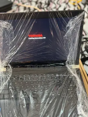 Nouveau Toshiba Portege Z930 8GB Intel Core i7 SSD 1T