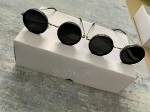 Lunettes De Soleil À Teinte Réglable, À Filtration Nd.