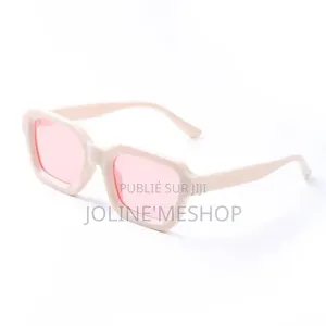 Lunettes Stylées en Plusieurs Couleurs