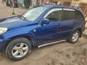 Toyota RAV4 2005 Bleu