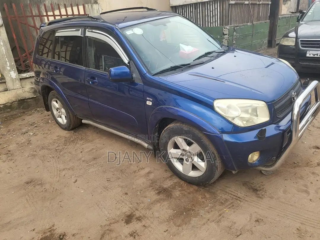 Toyota RAV4 2005 Bleu