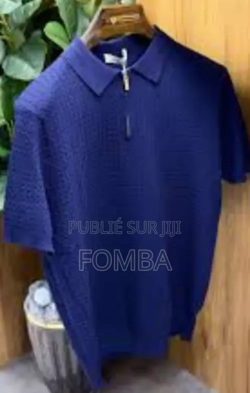 Polo Homme De Couleur Bleu À 12000