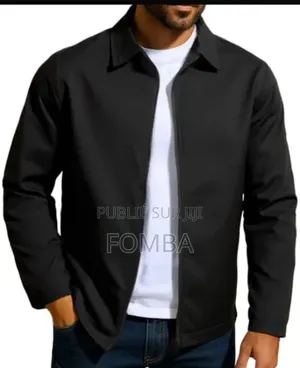 Chemise Homme De Couleur Noir À 18000