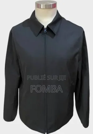 Chemise Homme De Couleur Noir À 18000