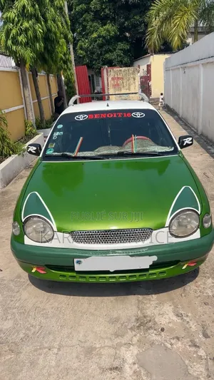 Toyota Corolla 2017 Vert