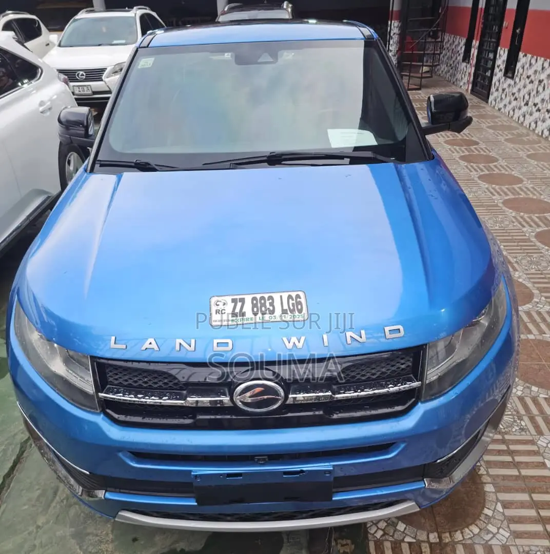 Land Rover Discovery 2021 Gris
