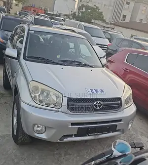 Toyota RAV4 2005 Blanc cassé
