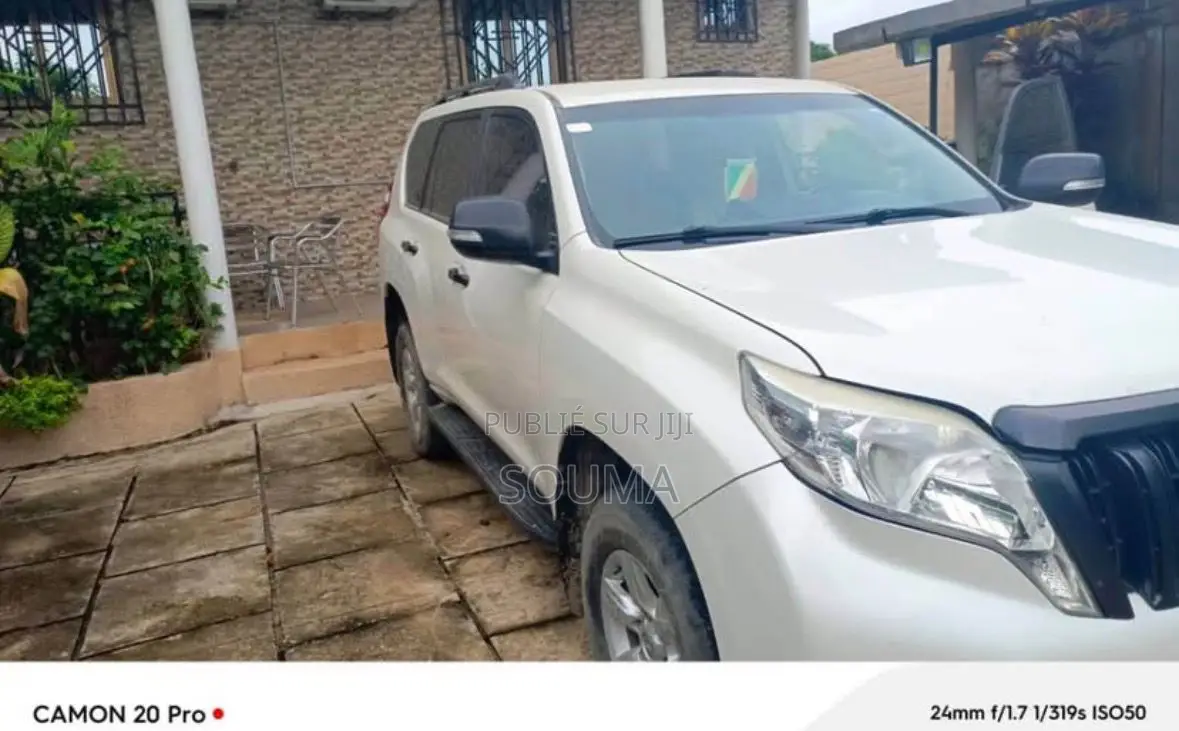 Toyota Land Cruiser 2015 Gris