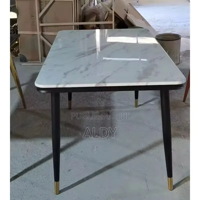 Table De Salon