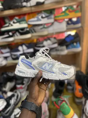 New Balance 530