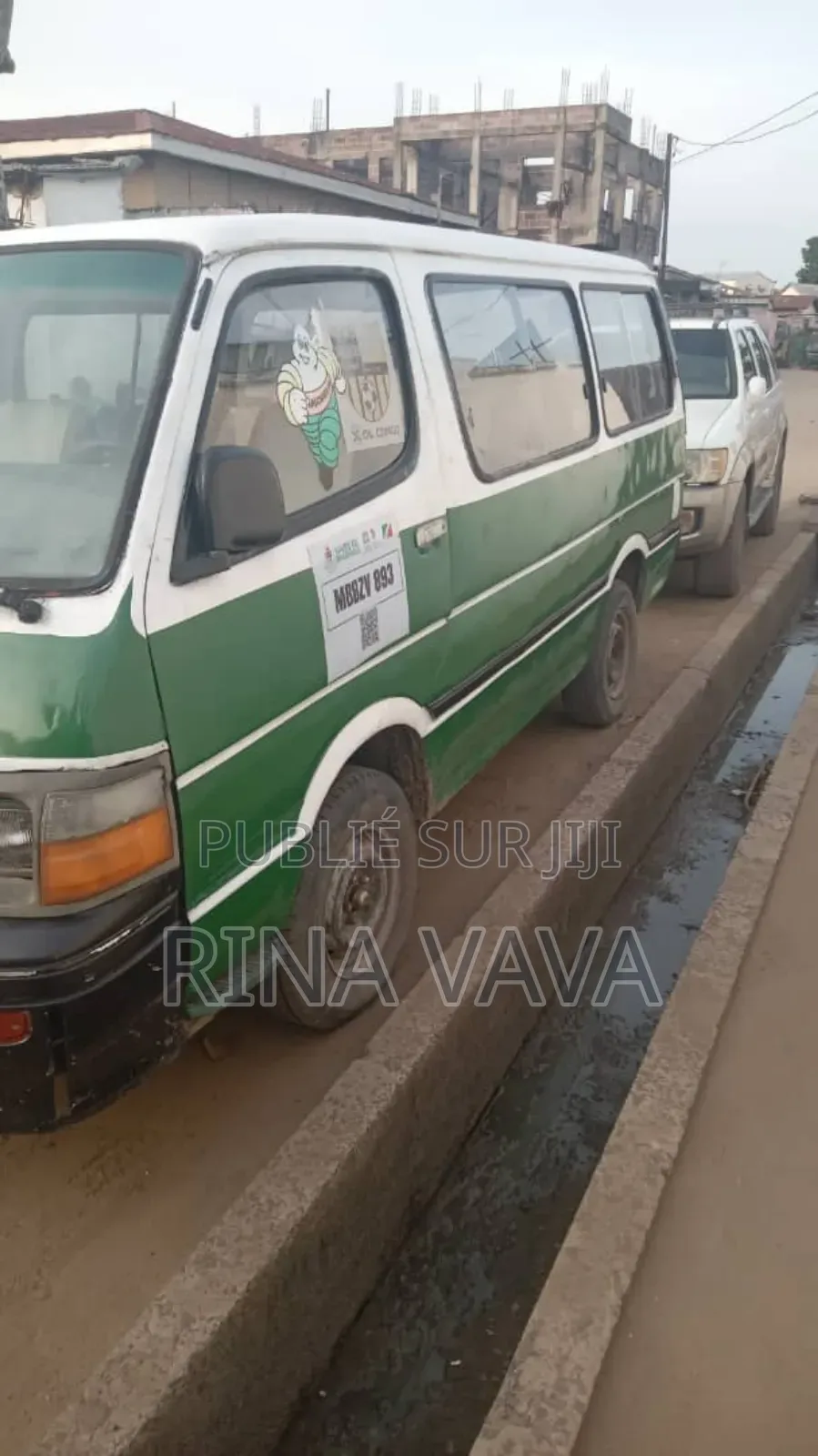 Toyota Alphard 2024 Vert