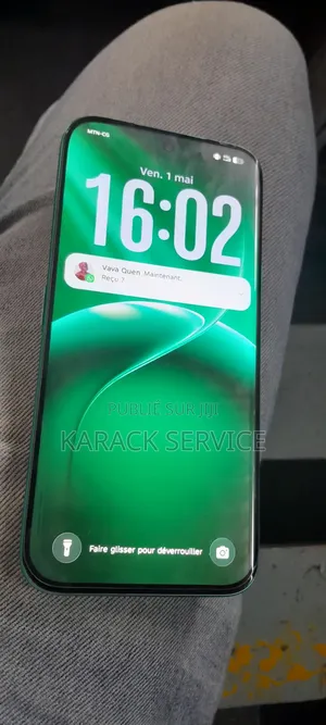 Nouveau Tecno Camon 50 Pro 256 GB Vert