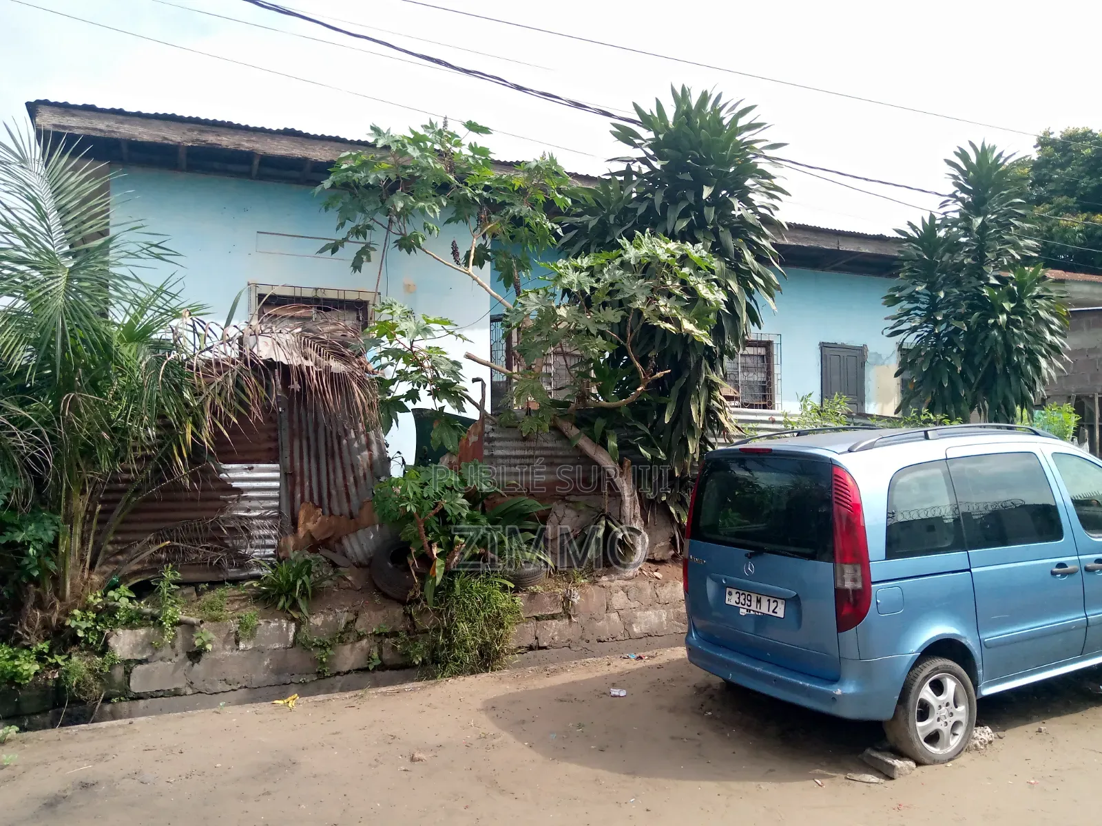 3chbre Maison dans Zimmo, Makélékélé à Vendre