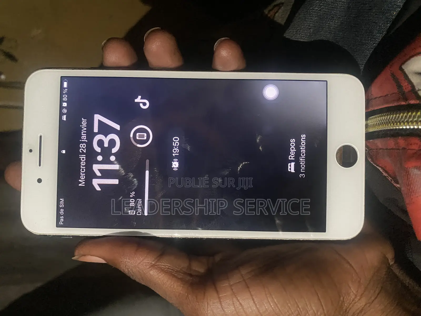 Apple iPhone 8 Plus 64 GB Noir