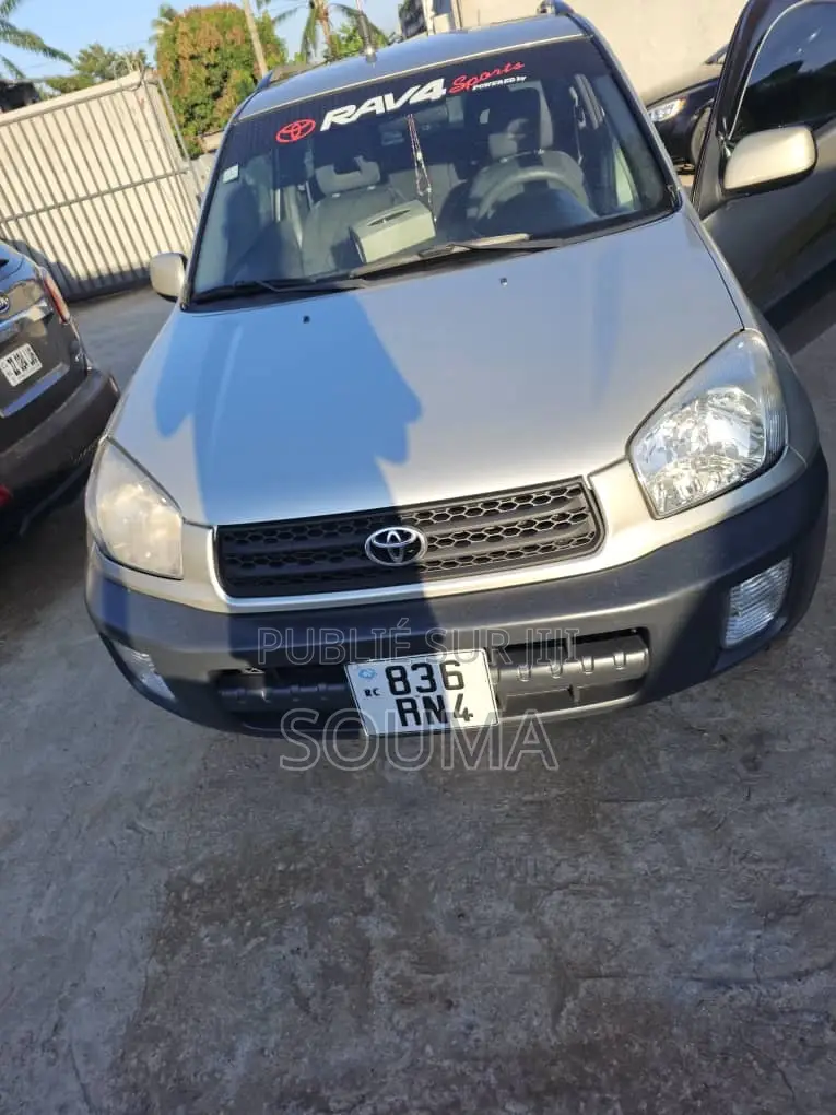 Toyota RAV4 2005 Jaune