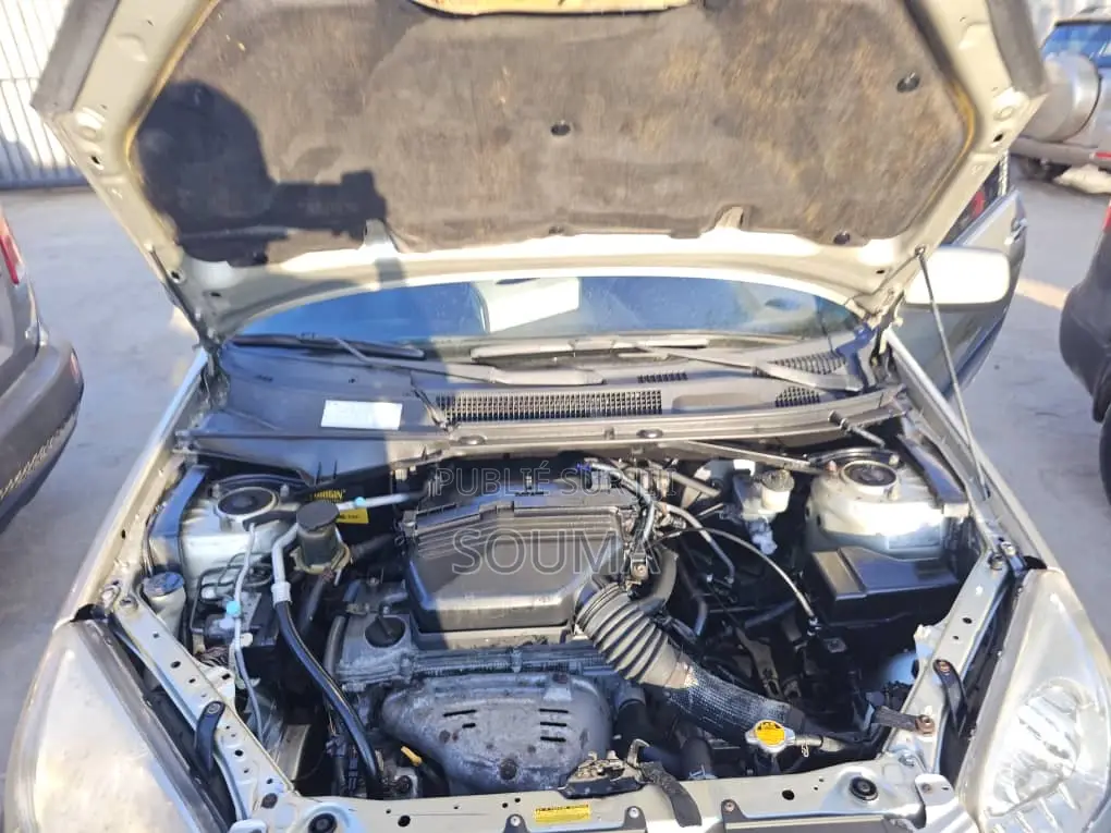Toyota RAV4 2005 Jaune