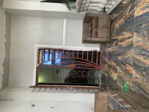 2chbre Maison dans Demi Parcelle En, Djiri à Vendre