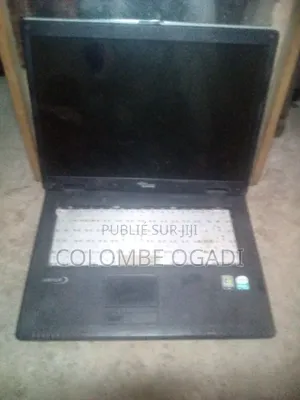 Ordinateur portable Lenovo 100e 32GB Intel Core i5 SSD 500GB