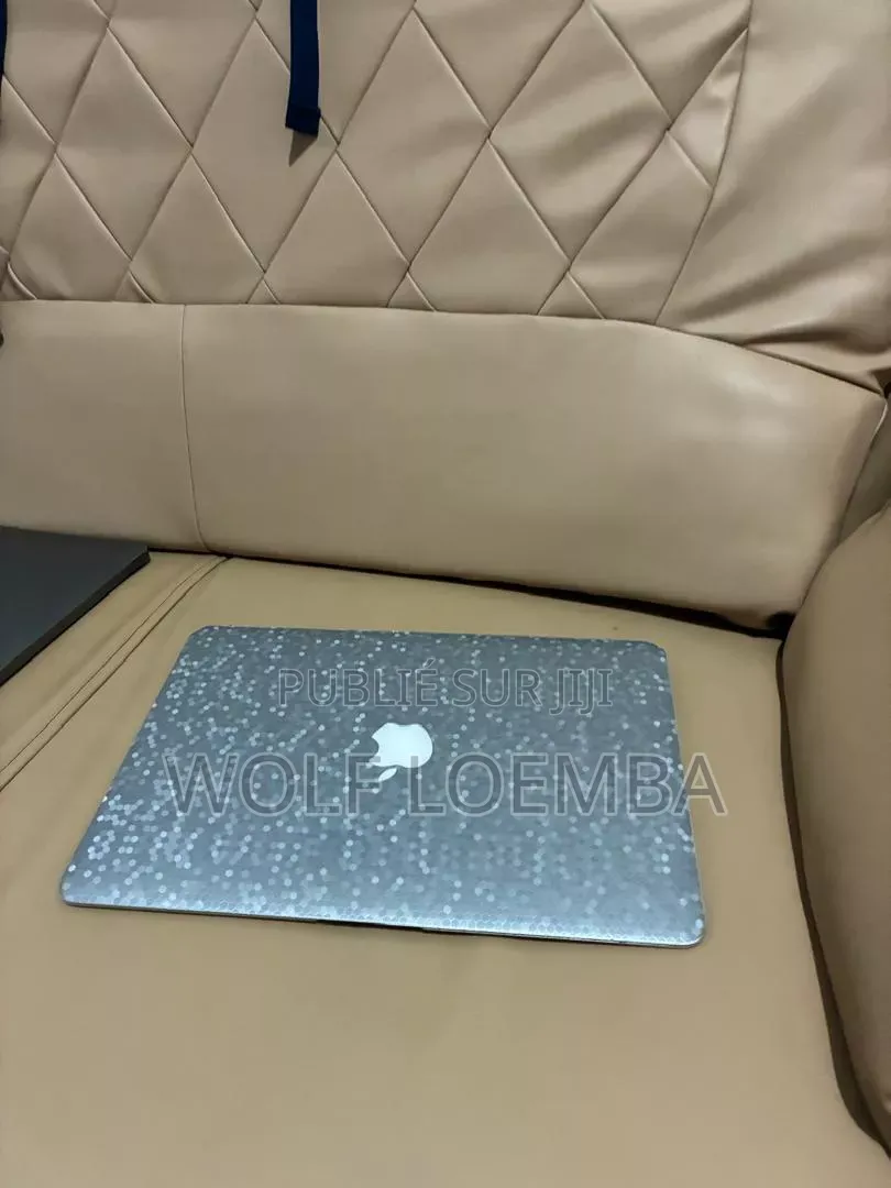 Nouveau Apple MacBook 2017 4GB Intel Core i5 SSD 128GB