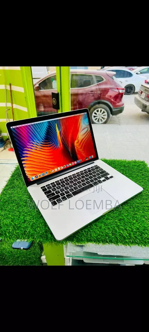 Nouveau Apple MacBook 2017 4GB Intel Core i5 SSD 128GB