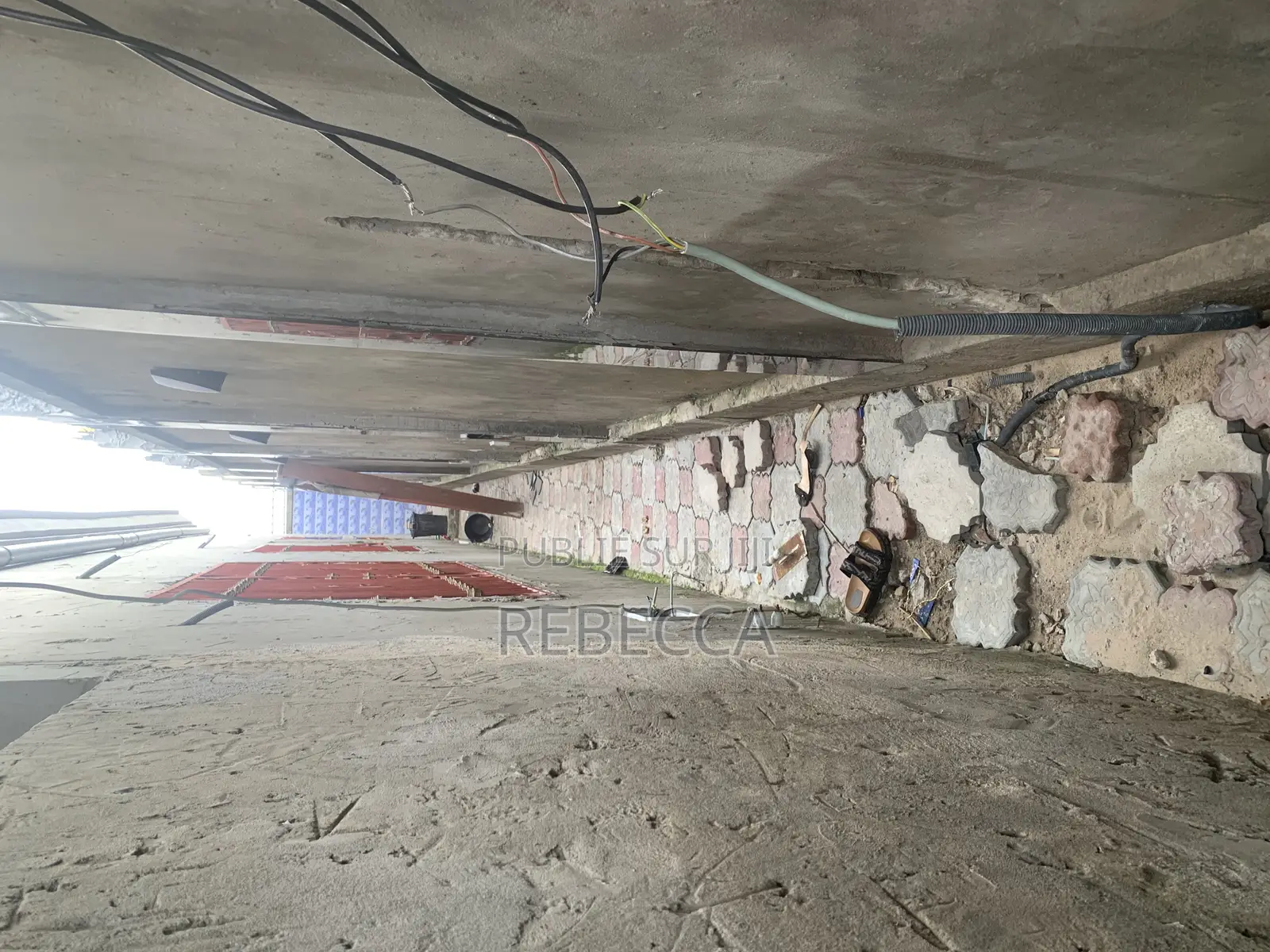 2chbre Maison dans Demi Parcelle En, Djiri à Vendre