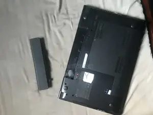 Lenovo Chromebook C330 8GB Intel Core 3 SSHD+SSD 250GB
