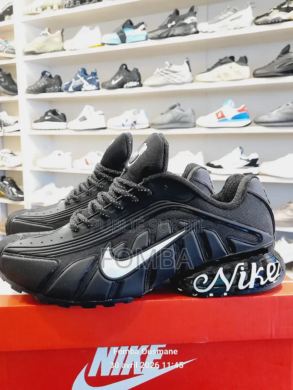 Basket Nike De Couleur Noir À 35000