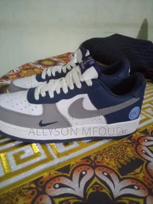 Chaussures Sneakers PSG
