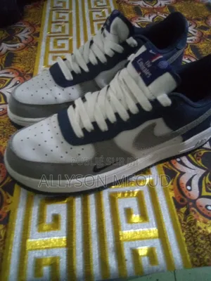 Chaussures Sneakers PSG