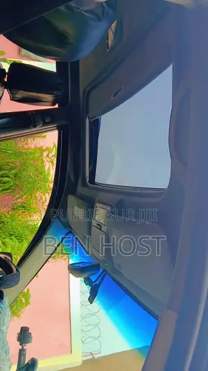 Toyota RAV4 XLE FWD (2.5L 4cyl 6A) 2013 Bleu
