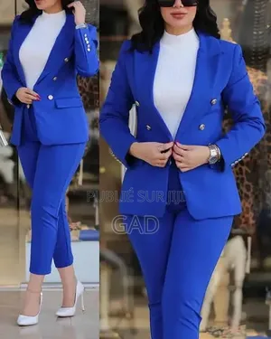 Costume Femme