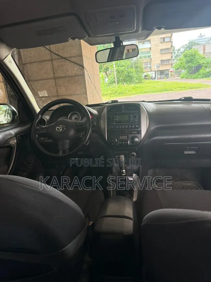 Toyota RAV4 Automatic 2000 Gris