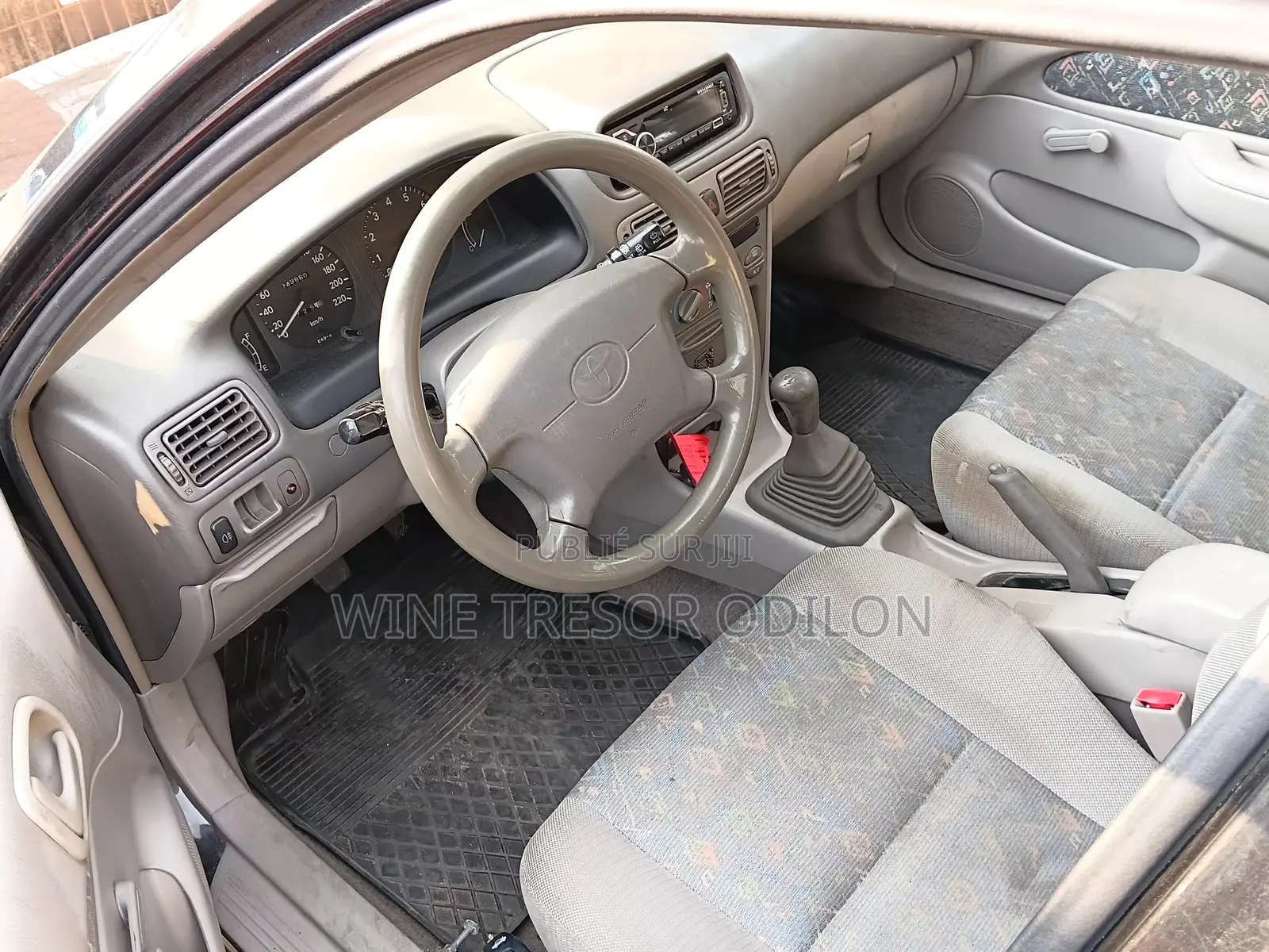 Toyota Corolla G-Touring 1999 Blanc