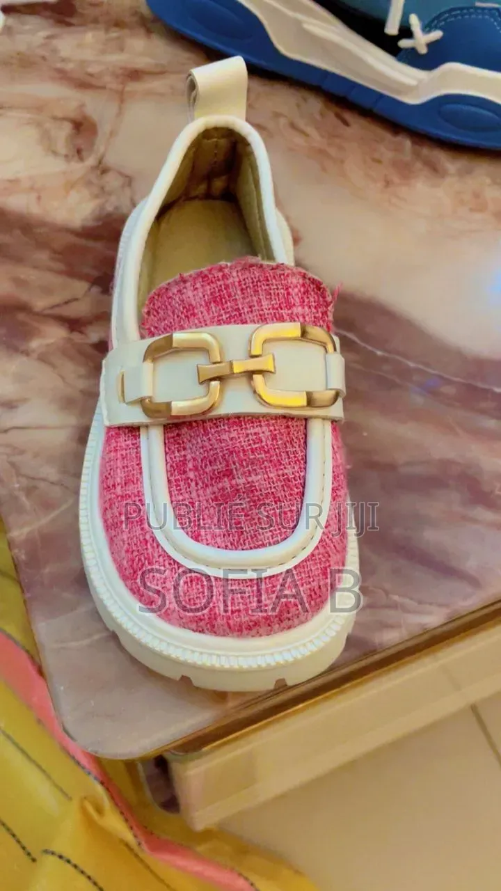 Chaussures Pour Enfants Et Adultes