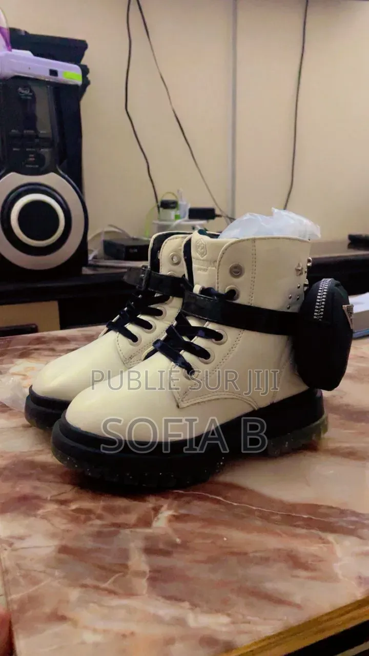 Chaussures Pour Enfants Et Adultes