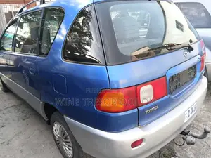 Toyota Picnic 2.0 FWD 1999 Bleu