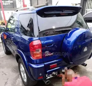 Toyota RAV4 Automatic 2003 Bleu