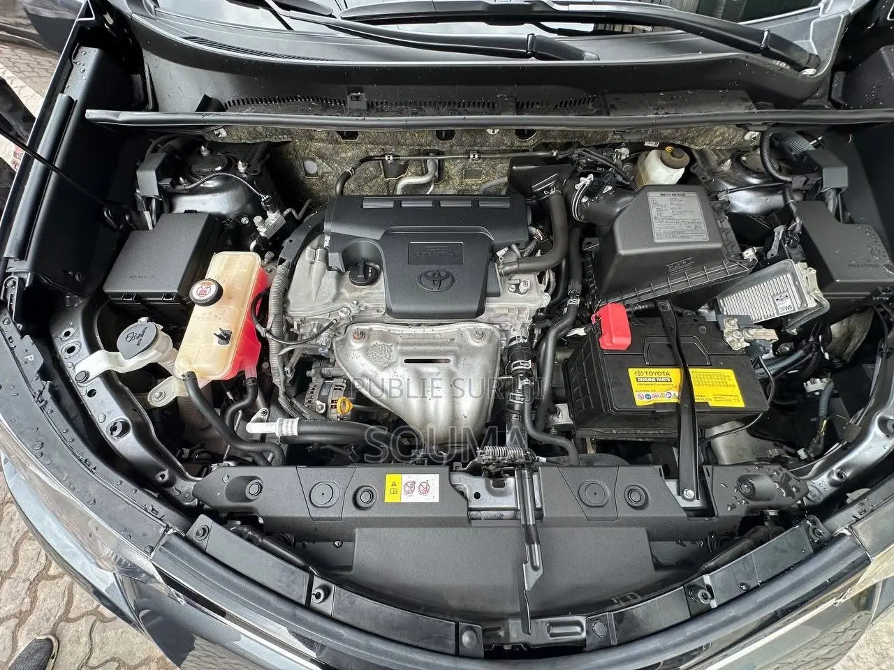Toyota RAV4 2017 Noir Mat