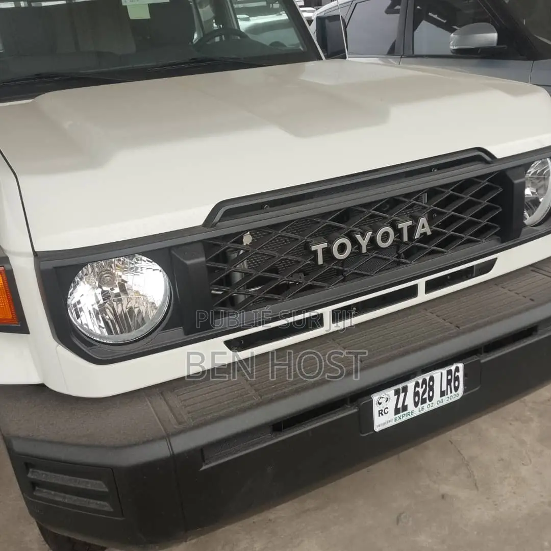 Nouveau Toyota Land Cruiser 79 Series 2025 Blanc