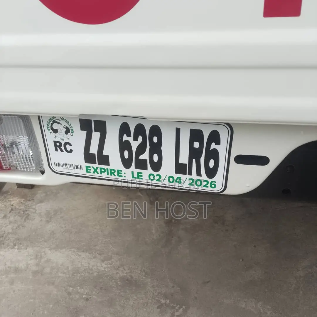 Nouveau Toyota Land Cruiser 79 Series 2025 Blanc