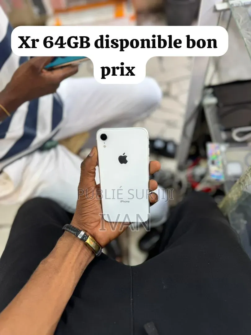 Nouveau Apple iPhone XR 64 GB Blanc