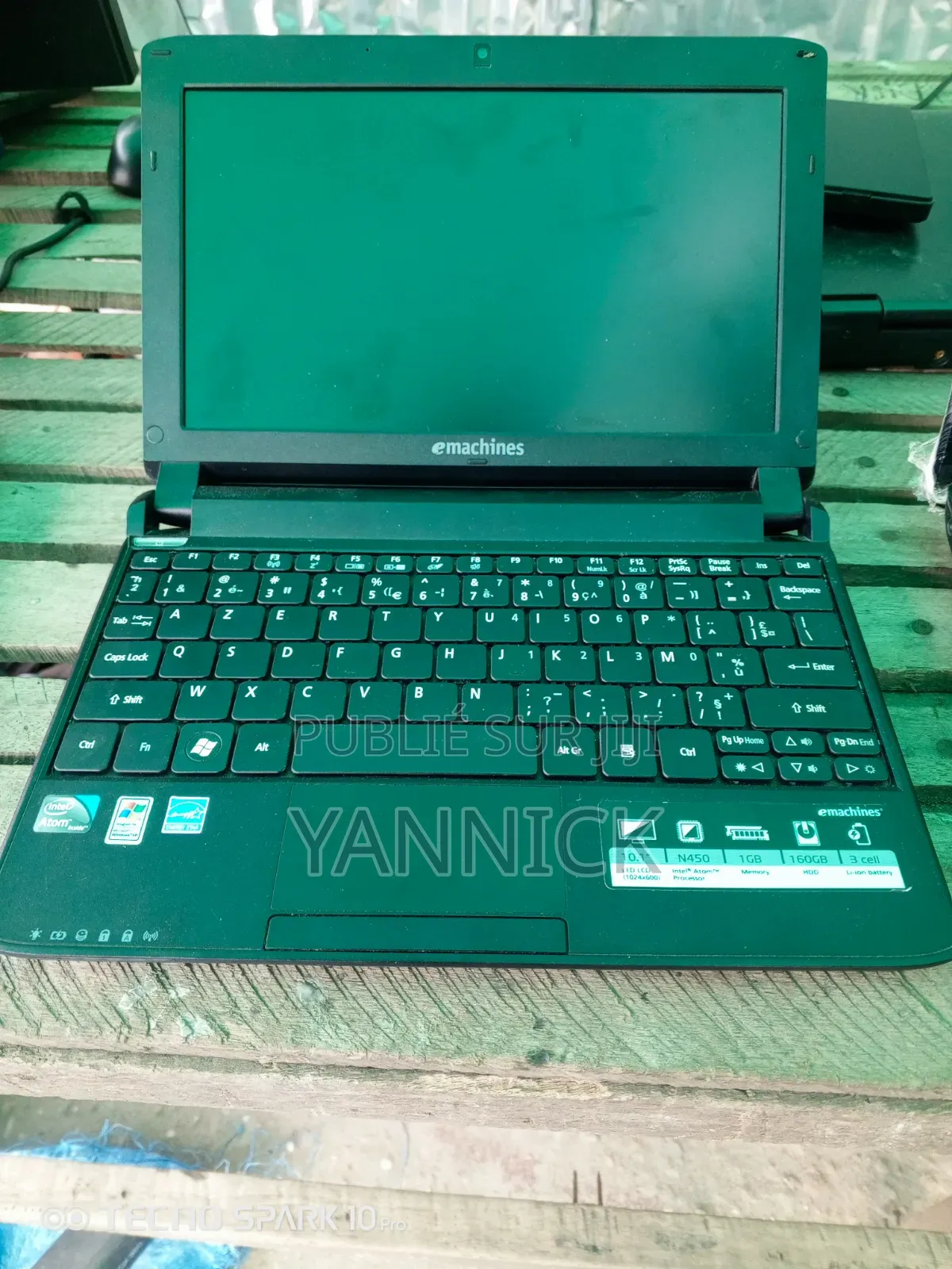 Nouveau Ordinateur portable eMachines E440 1GB Intel Pentium HDD 60GB