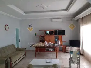 3chbre Appartement dans Golden House, Tié-Tié à Vendre