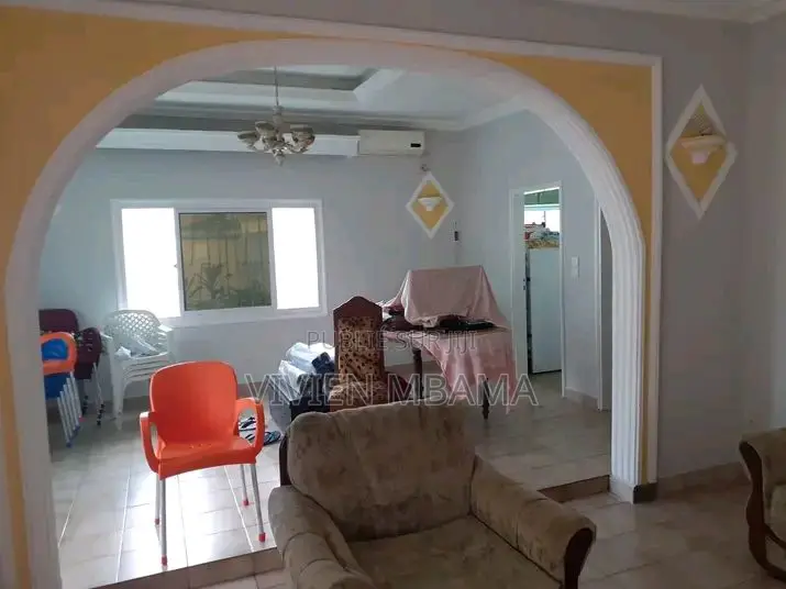 3chbre Appartement dans Golden House, Tié-Tié à Vendre