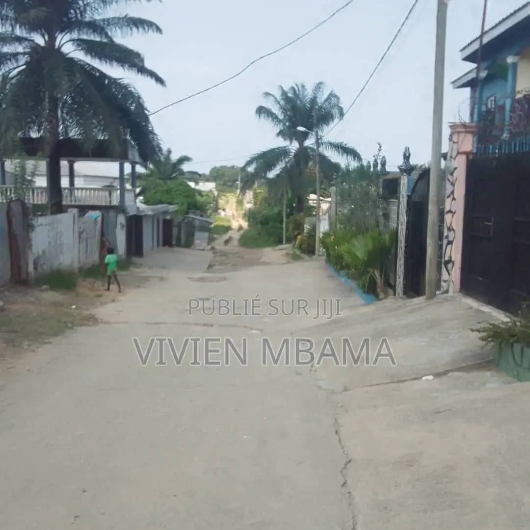2chbre Appartement dans Golden House, Lumumba à Vendre