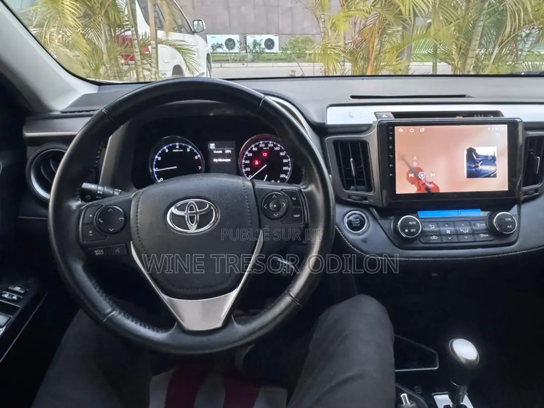 Toyota RAV4 Limited 4dr SUV AWD (2.5L 4cyl 6A) 2018 Blanc