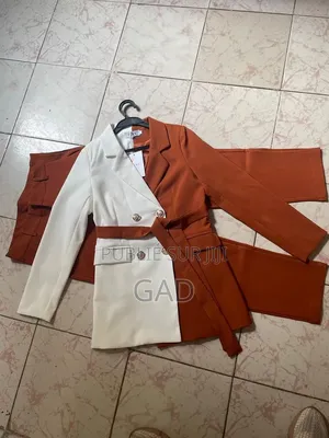 Costume 2 Temps